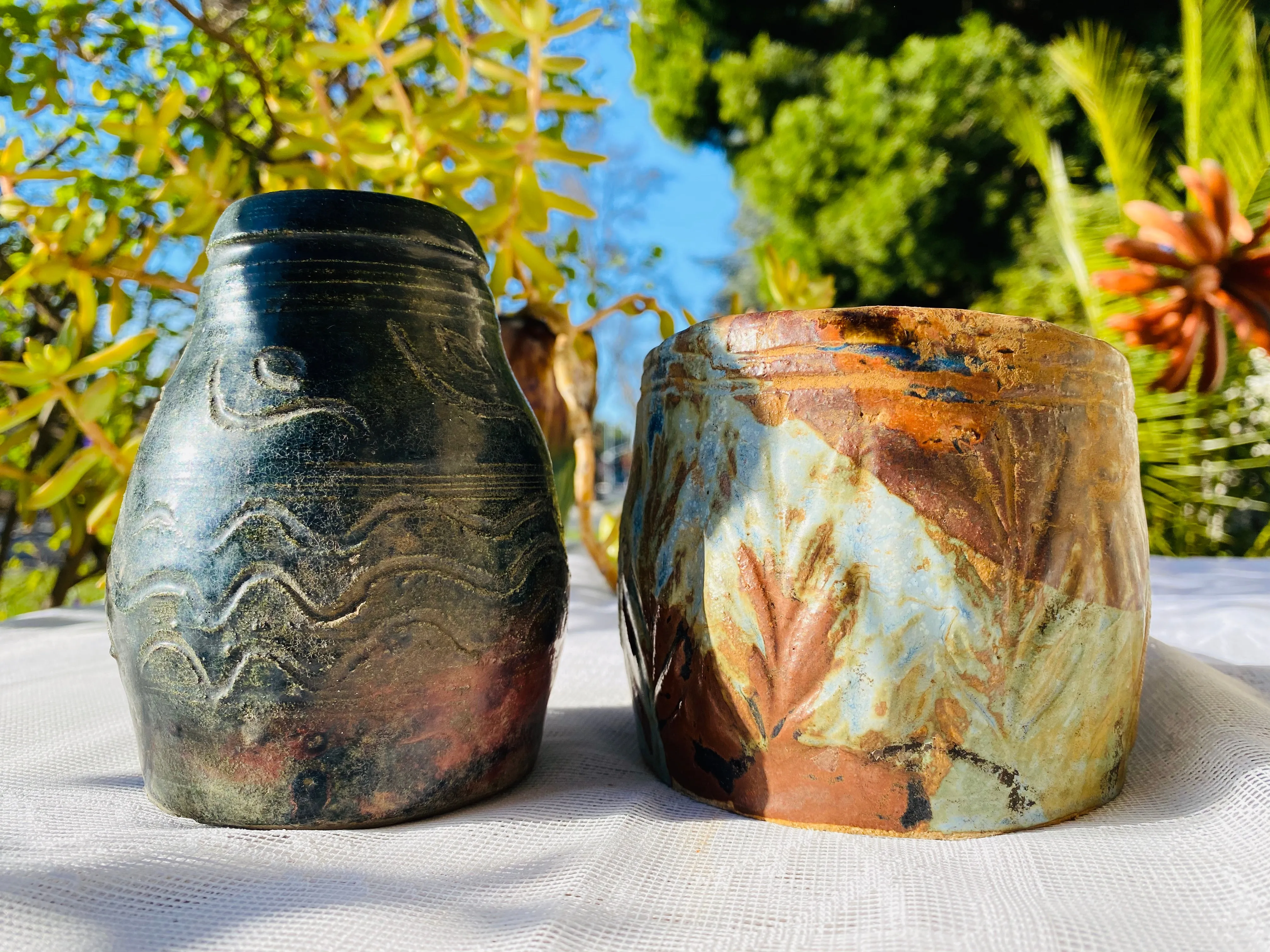 Artisan Signed RML Richard Lincoln Pottery Hand Made Clay Pot Art Vase Set Vases
