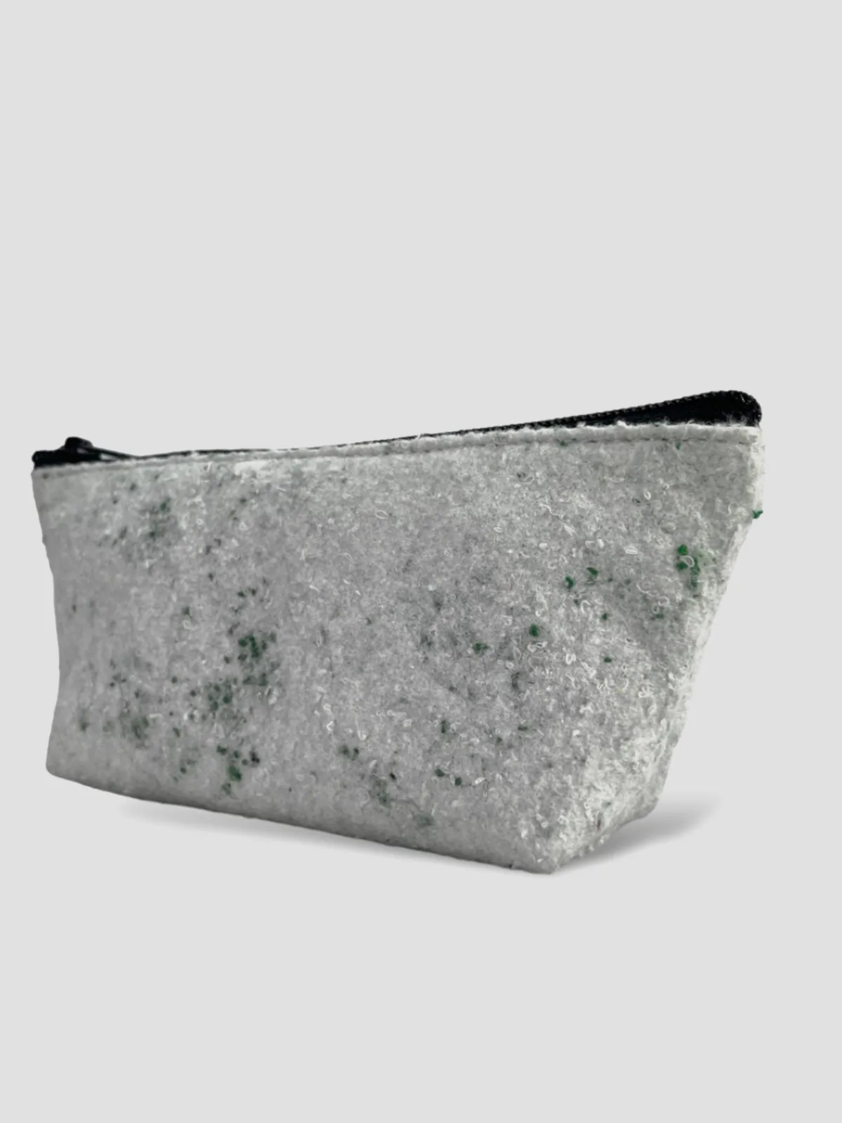 The Good Pouch White