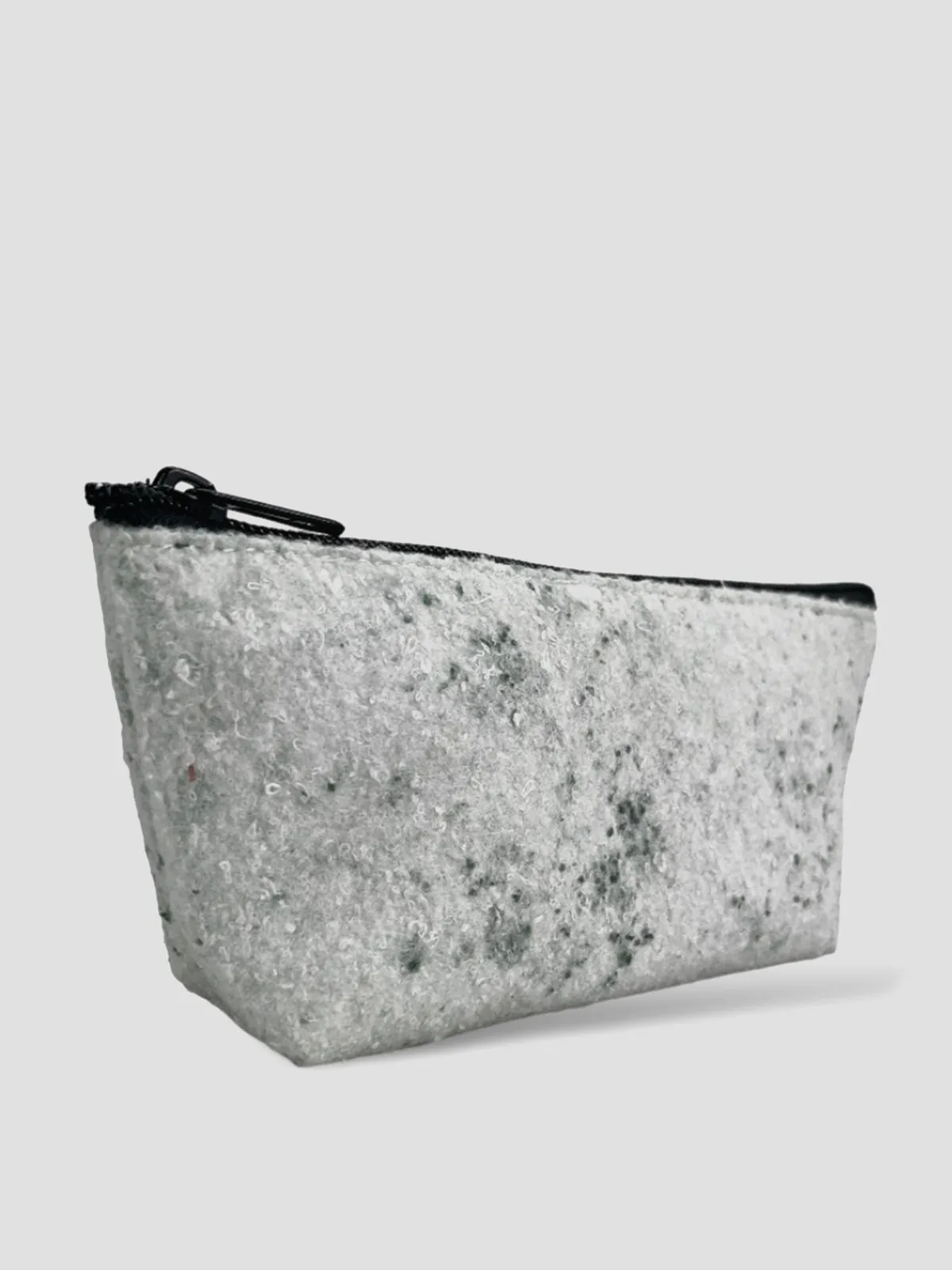 The Good Pouch White